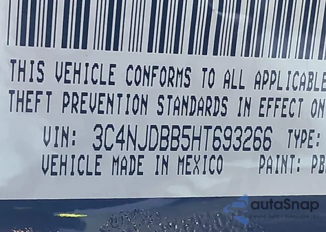 2017 Jeep New Compass Latitude 4X4 from USA, damaged, VIN 3C4NJDBB5HT693266